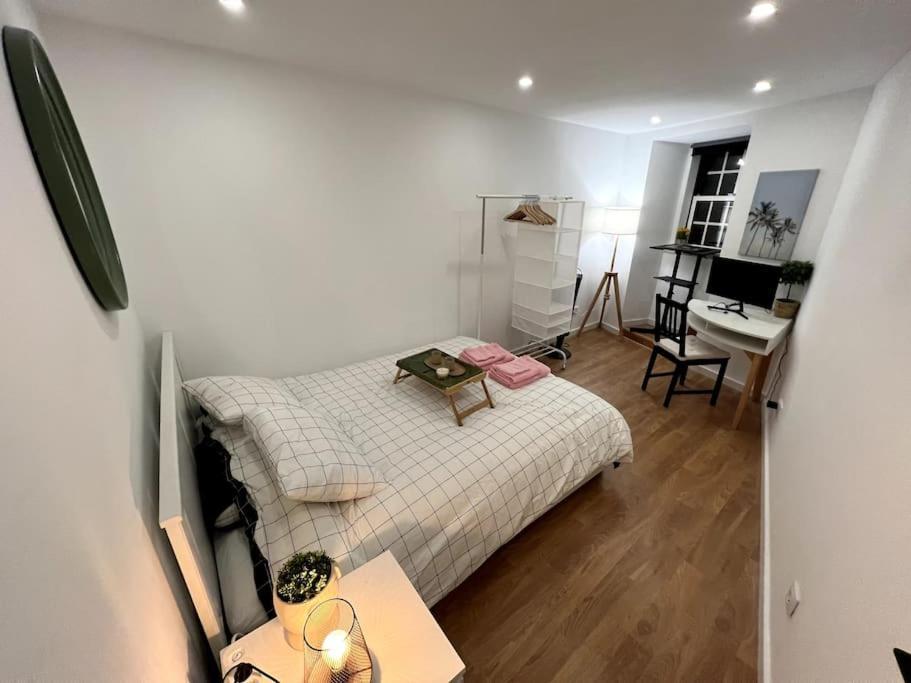 Ferienwohnung Luxury Artistic Digital Nomad Getaway W/ Terrace Lissabon Exterior foto